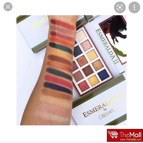 Eyeshadow Bundle - Picture 11 of 11